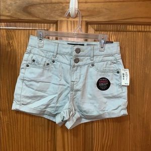Adorable Aeropostale jean shorts